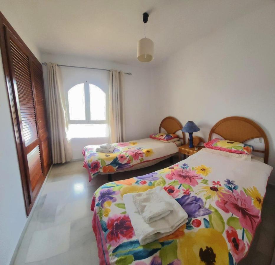 2 Bedroom Apartment Overlooking Mediterranean, 2 Outdoor Pools La Cala De Mijas Exterior photo